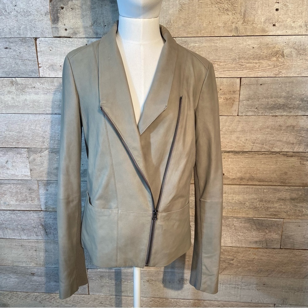 Vince. Women’s beige asymmetrical zip up leather moto jacket in size small